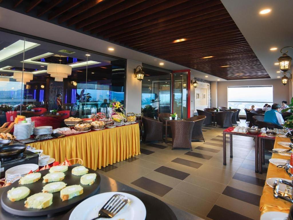 โรงแรมรอยัล พาเลซ Tuyen Quang ภายนอก รูปภาพ