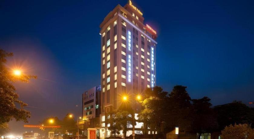 โรงแรมรอยัล พาเลซ Tuyen Quang ภายนอก รูปภาพ