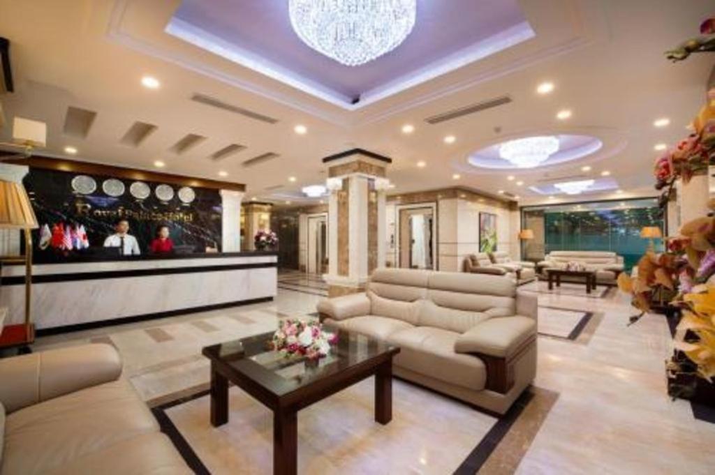 โรงแรมรอยัล พาเลซ Tuyen Quang ภายนอก รูปภาพ