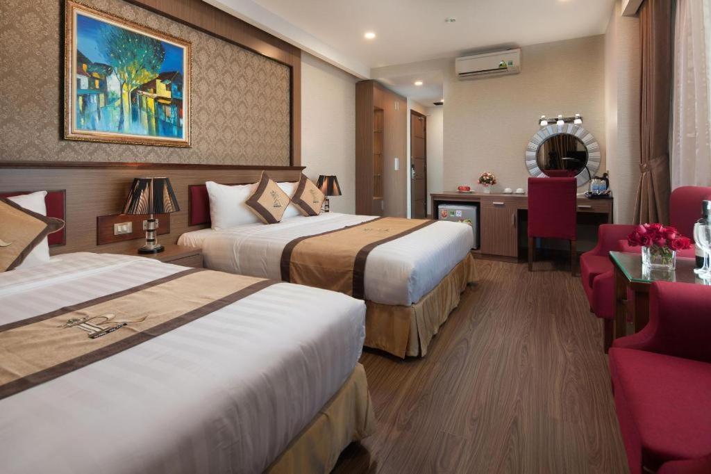โรงแรมรอยัล พาเลซ Tuyen Quang ภายนอก รูปภาพ